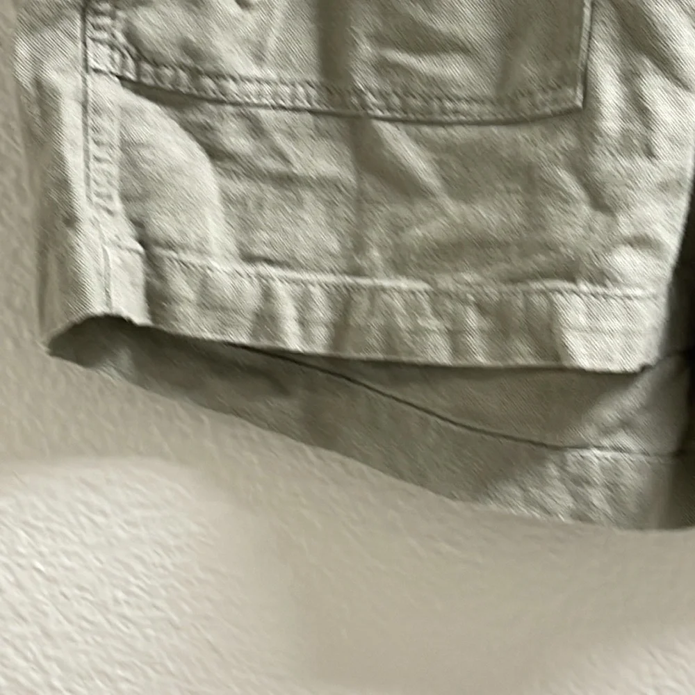 J).   J.Crew short Pants size Extra Small - Picture 5 of 17
